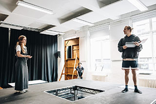 Maisie Smith & Ed McVey in rehearsals